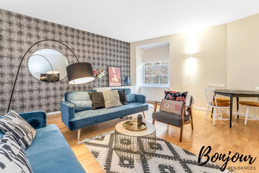 Spacious 2Br-2Ba - Grassmarket - Free Parking By Bonjour Residences Edinburgh Kültér fotó