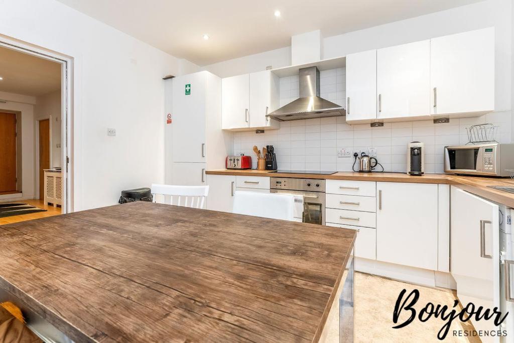 Spacious 2Br-2Ba - Grassmarket - Free Parking By Bonjour Residences Edinburgh Kültér fotó