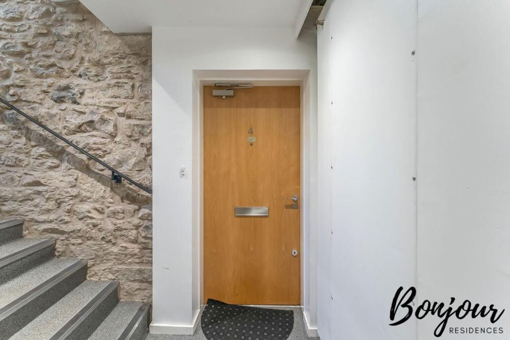 Spacious 2Br-2Ba - Grassmarket - Free Parking By Bonjour Residences Edinburgh Kültér fotó