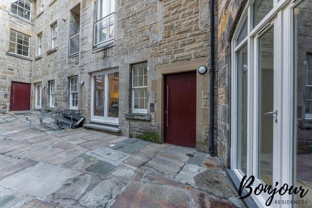 Spacious 2Br-1Ba - Grassmarket - Free Parking By Bonjour Residences Edinburgh Kültér fotó