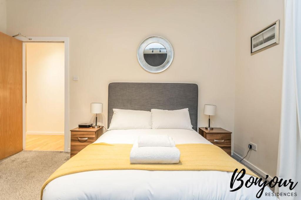 Spacious 2Br-1Ba - Grassmarket - Free Parking By Bonjour Residences Edinburgh Kültér fotó