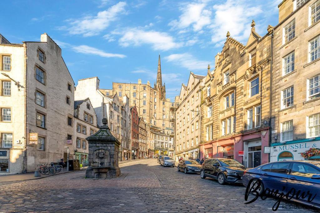 Spacious 2Br-2Ba - Grassmarket - Free Parking By Bonjour Residences Edinburgh Kültér fotó