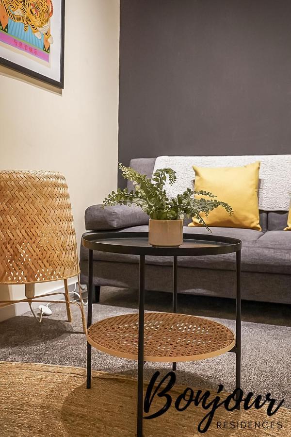 Spacious 2Br-1Ba - Grassmarket - Free Parking By Bonjour Residences Edinburgh Kültér fotó