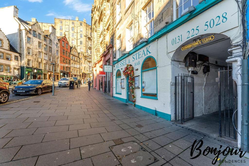 Spacious 2Br-2Ba - Grassmarket - Free Parking By Bonjour Residences Edinburgh Kültér fotó